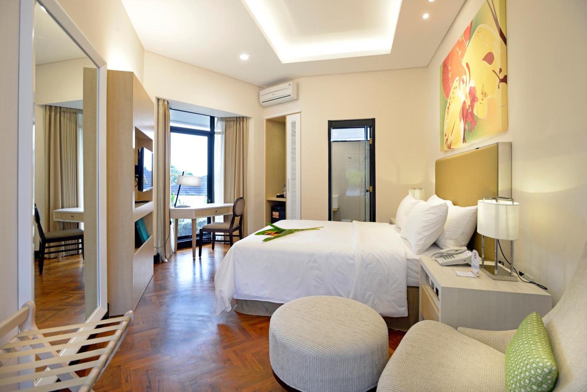Surya Hotel & Cottages Prigen Esterno foto