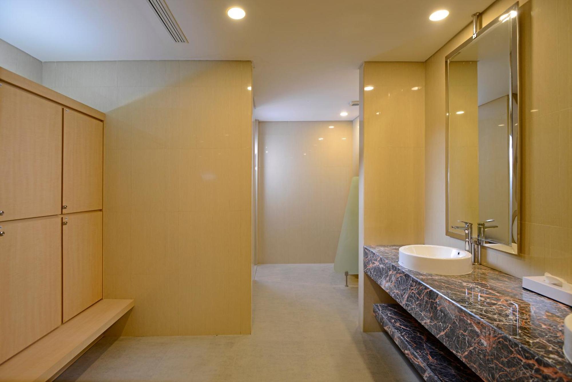 Surya Hotel & Cottages Prigen Esterno foto