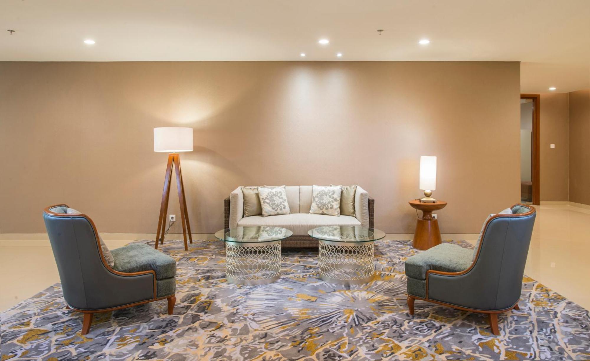 Surya Hotel & Cottages Prigen Esterno foto