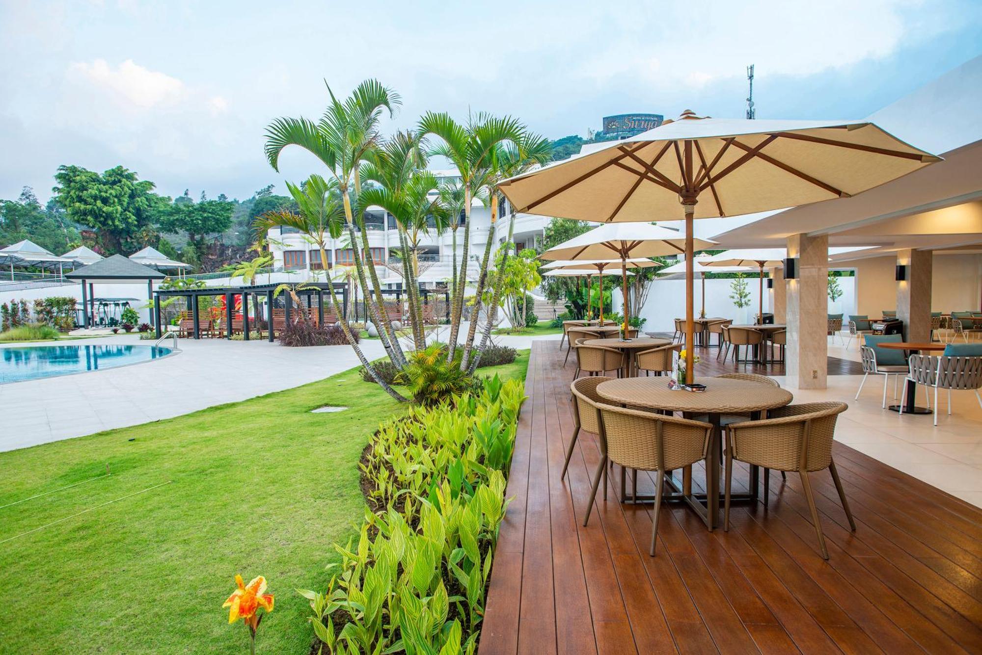Surya Hotel & Cottages Prigen Esterno foto
